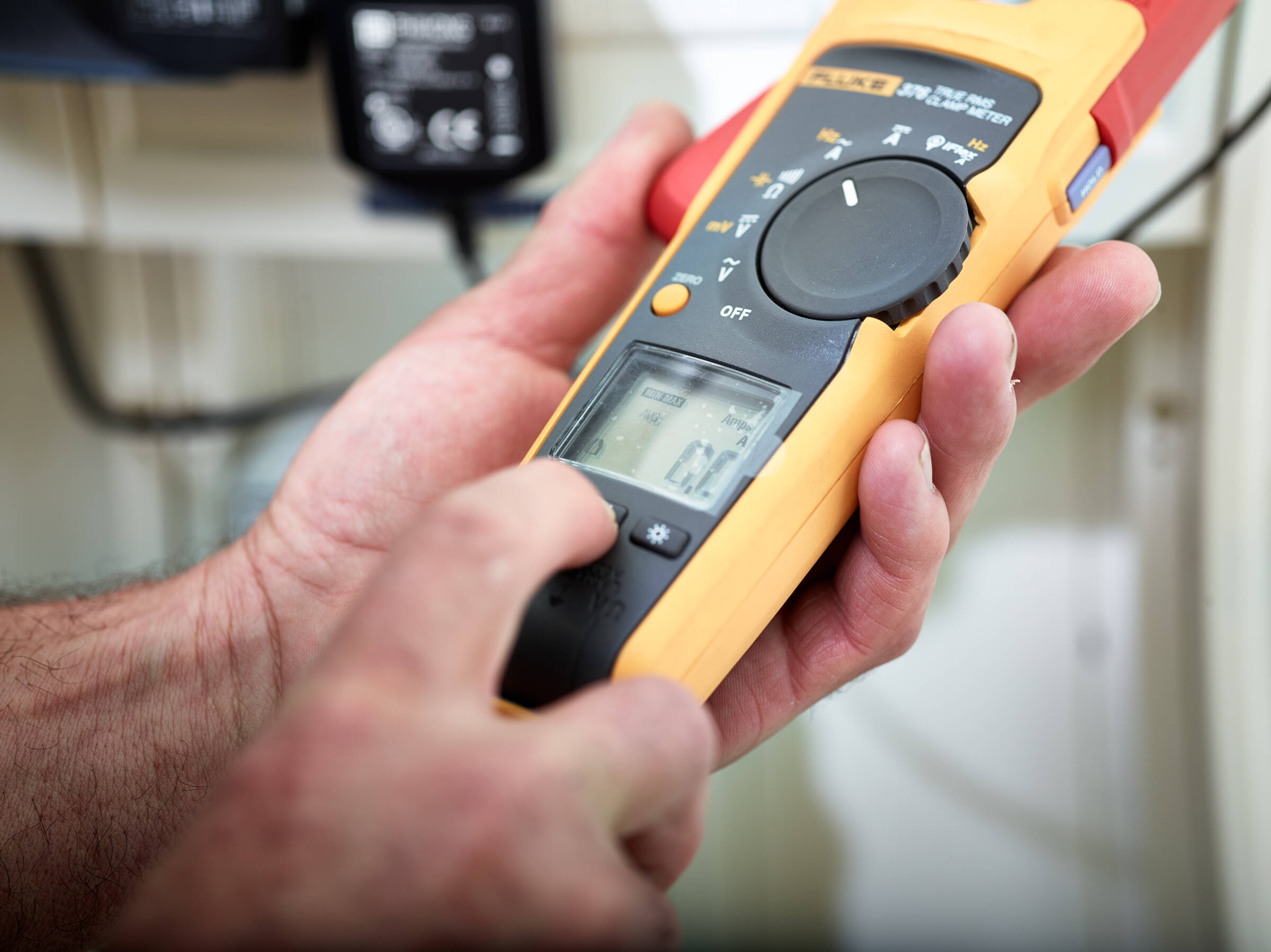 Spannungsmessungen der Elektronik mit ERN
